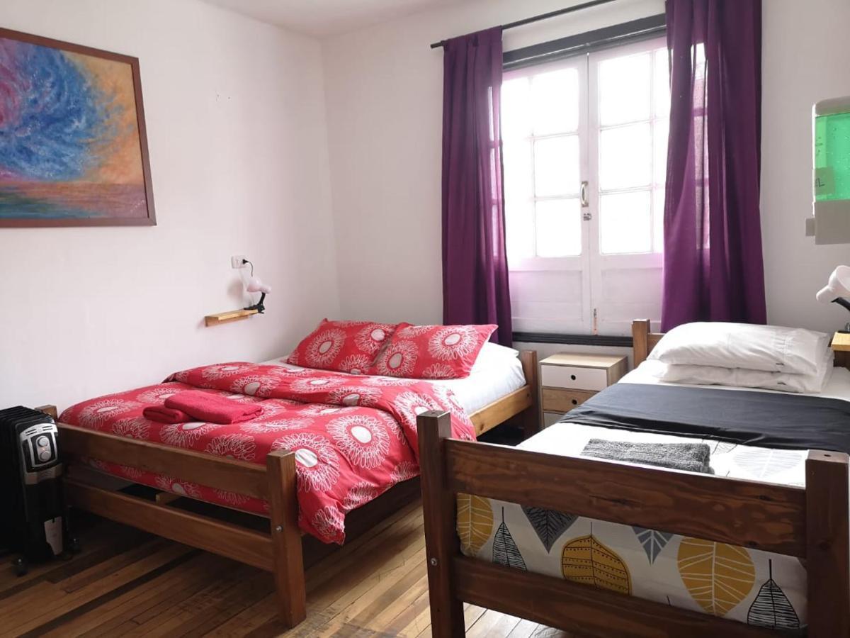 Hostal Vitalia Santiago del Cile Esterno foto