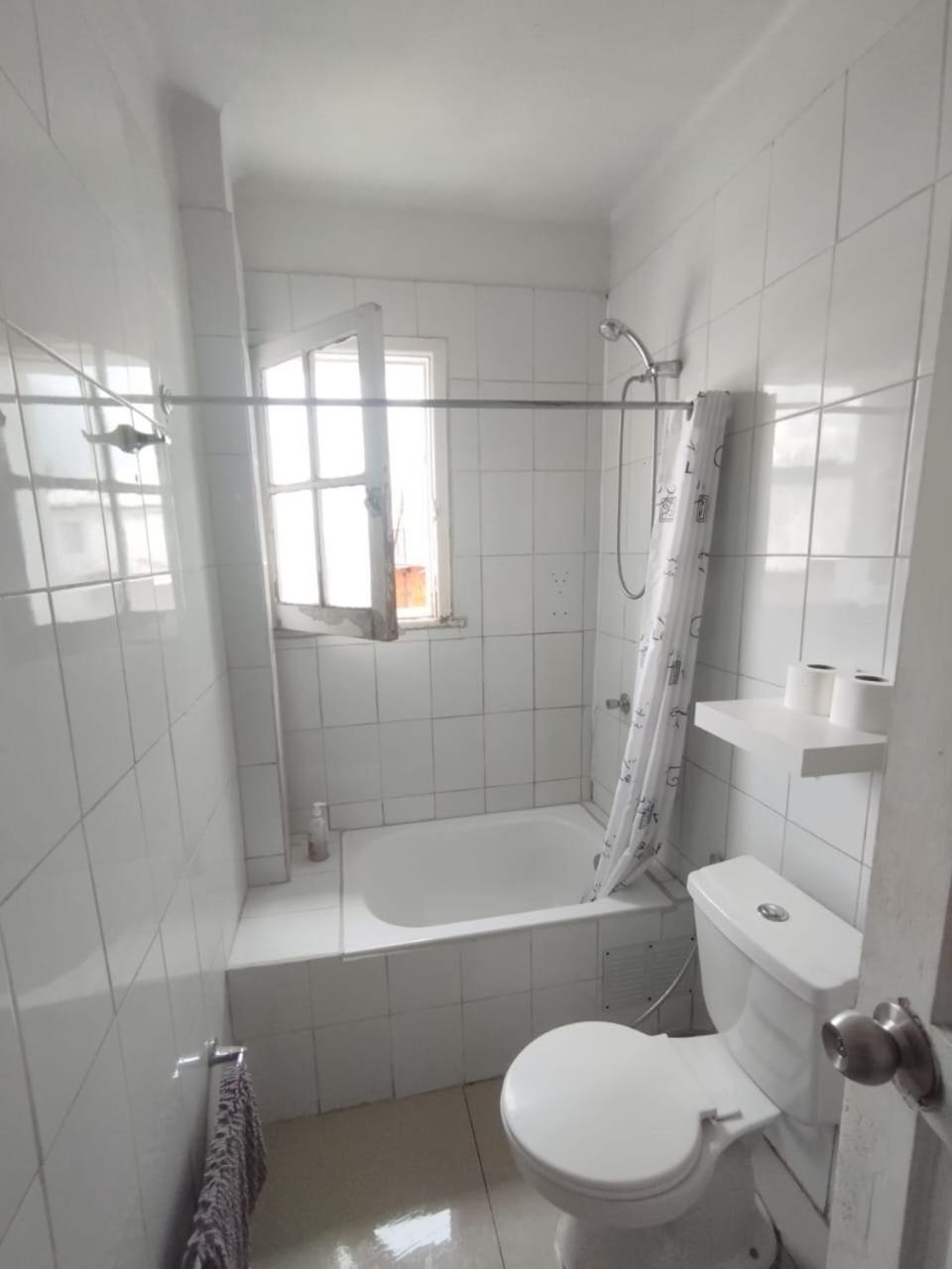 Hostal Vitalia Santiago del Cile Esterno foto